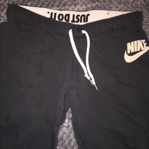 Nike joggers